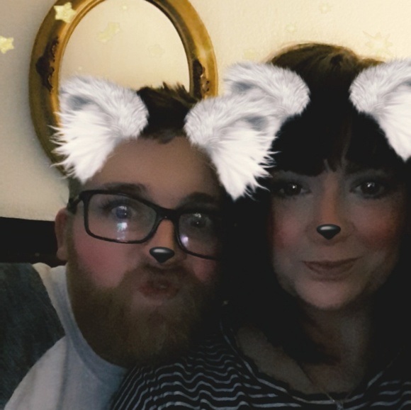 Meet your Posher, Stephanie - Picture 1 of 1